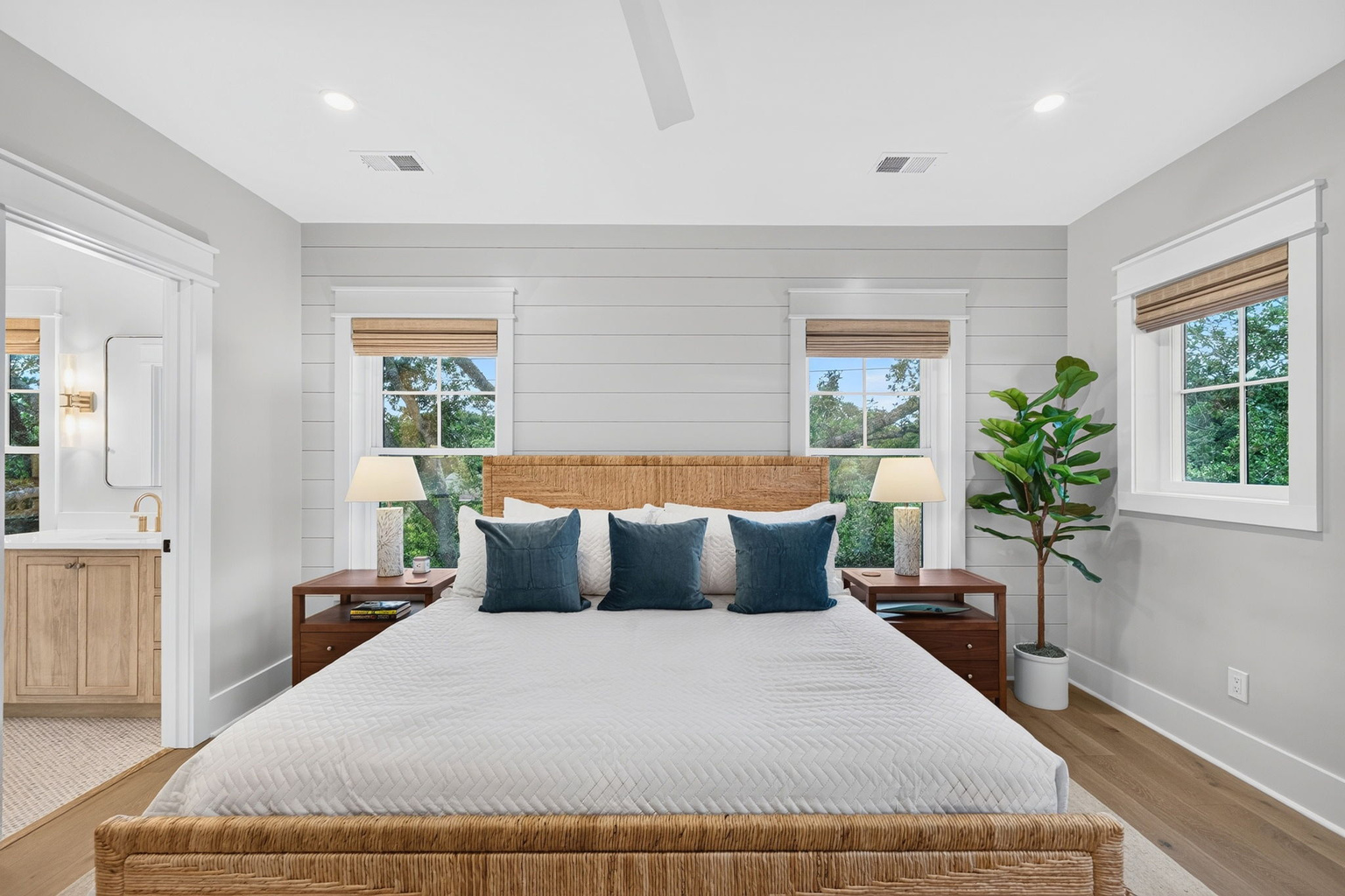 Secondary suite at Tahanan Palms Isle of Palms vacation rental